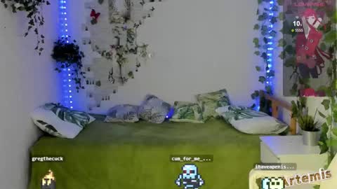 Artemis  my pvt is open and lovense is active  online show from October 2025 03:19:02 PM