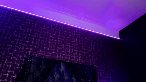 artemisablake online show from October 2025 04:33:01 PM