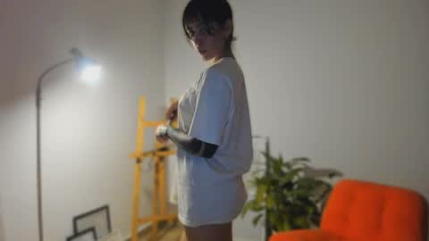 Linda  independent model artgeea online show from April 2026 11:21:02 PM