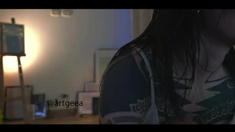 Linda  independent model artgeea online show from June 2026 11:19:01 PM