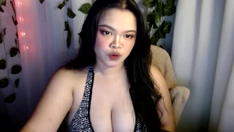 Snapshot of arthemist11 chatting on July 2026 12:00:01 PM monica online show from July 2026 12:00:01 PM
