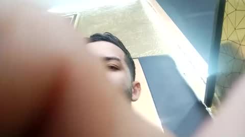 arthur1718 online show from November 2025 06:28:02 PM