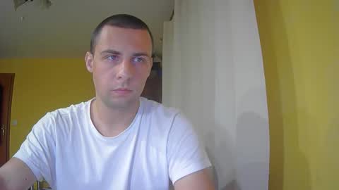 A online show from October 2025 10:23:02 PM