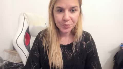 MIA online show from September 2025 08:44:02 PM