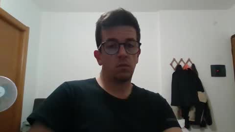 arturpaulval online show from December 2025 06:57:02 PM