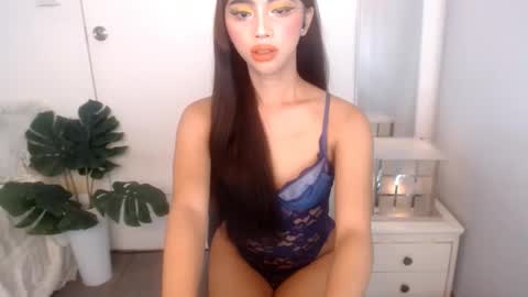 Snapshot of ary_99x chatting on April 2026 08:03:02 PM Ariella online show from April 2026 08:03:02 PM