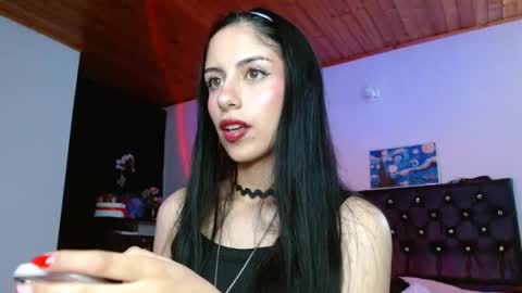   Independent Model online show from February 2025 01:18:02 AM