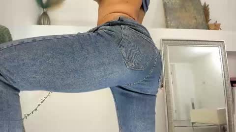 Arya online show from October 2025 07:04:02 PM