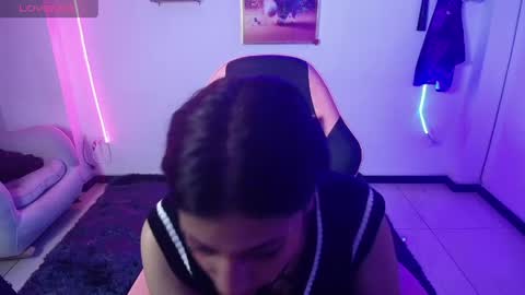 aryahmoonn online show from April 2026 03:53:02 AM