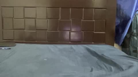 aryan_980763874 online show from February 2026 12:52:01 PM