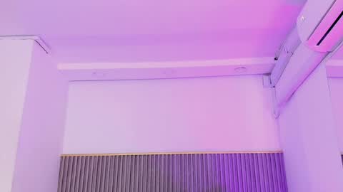 ash_valentine online show from April 2026 07:44:01 PM