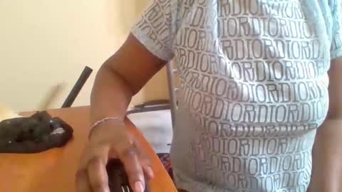 ashanty002 online show from March 2026 06:52:01 AM