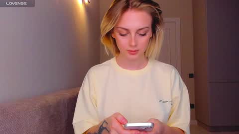 Snapshot of ashbunny_ chatting on December 2024 06:00:02 PM your pretty Ashley online show from December 2024 06:00:02 PM