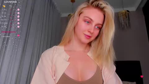 Snapshot of ashbunny_ chatting on February 2026 07:08:02 PM your pretty Ashley online show from February 2026 07:08:02 PM