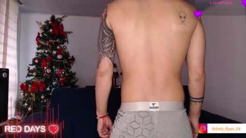 Ashley And Ryan  online show from November 2025 08:44:01 PM