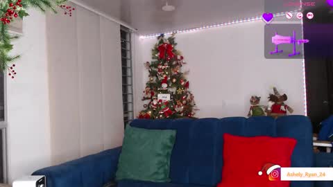 Ashley And Ryan  online show from December 2025 01:22:01 AM