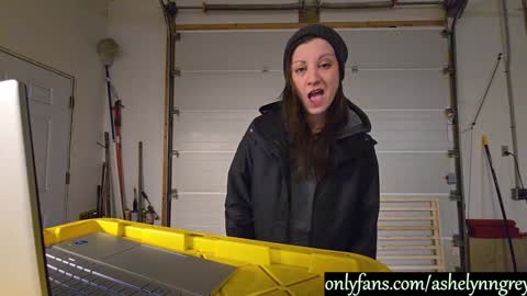 Snapshot of ashelynngrey1986 chatting on February 2025 03:53:02 AM Ashelynn Grey online show from February 2025 03:53:02 AM