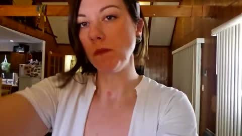 Snapshot of ashelynngrey1986 chatting on February 2025 05:01:01 AM Ashelynn Grey online show from February 2025 05:01:01 AM