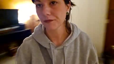 Snapshot of ashelynngrey1986 chatting on February 2025 09:11:02 AM Ashelynn Grey online show from February 2025 09:11:02 AM