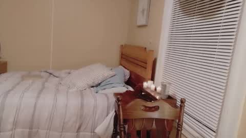 Snapshot of ashelynngrey1986 chatting on October 2025 02:10:01 AM Ashelynn Grey online show from October 2025 02:10:01 AM