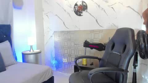 Snapshot of asher_lux chatting on March 2026 07:21:02 PM Asher online show from March 2026 07:21:02 PM