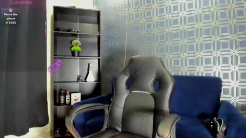   Asher  online show from May 2026 07:34:02 PM