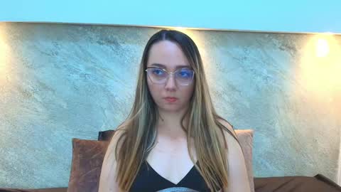 Snapshot of ashkey_bennet chatting on October 2025 04:02:01 AM Asley Bennet online show from October 2025 04:02:01 AM