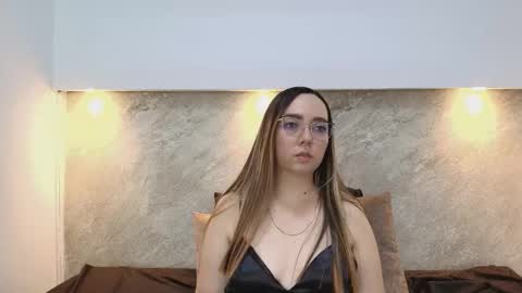 Snapshot of ashkey_bennet chatting on November 2025 04:56:02 AM Asley Bennet online show from November 2025 04:56:02 AM