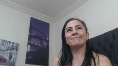 ashleey_thompson online show from September 2025 07:41:02 PM