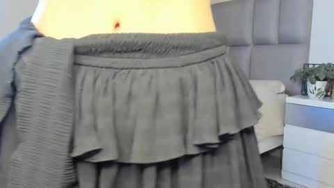 Carolina  online show from January 2025 12:44:02 AM