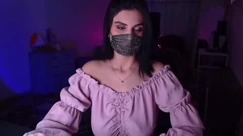   Yasmina   online show from December 2024 04:14:01 AM