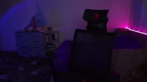   Yasmina   online show from January 2025 06:49:02 AM