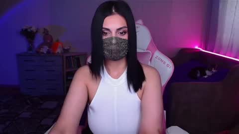   Yasmina   online show from February 2025 04:31:01 AM