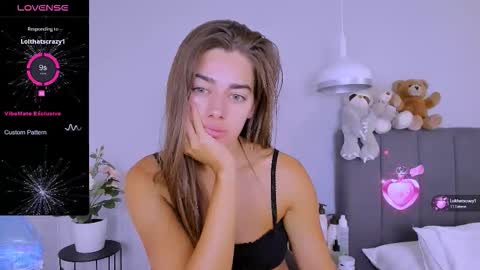 Ashley online show from September 2025 02:51:01 PM