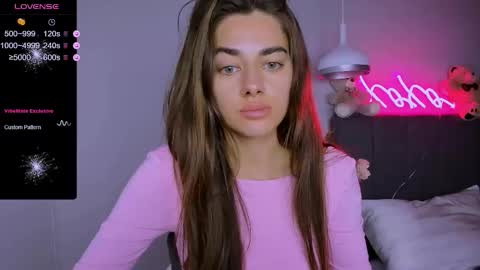 Ashley online show from November 2025 03:34:02 PM