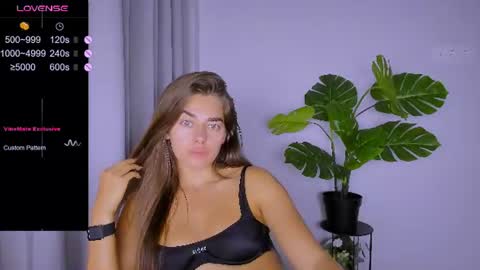 Snapshot of ashley__jess chatting on July 2026 07:49:02 PM Ashley online show from July 2026 07:49:02 PM