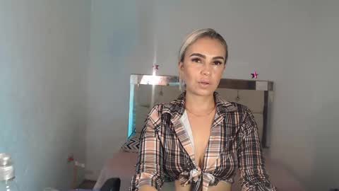 ashley__tylor online show from February 2025 02:18:01 AM