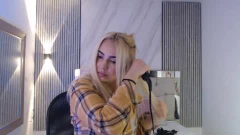 ashley__tylor online show from June 2026 03:56:02 PM