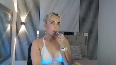 Snapshot of ashley__tylor chatting on July 2026 04:27:02 PM ashley__tylor online show from July 2026 04:27:02 PM