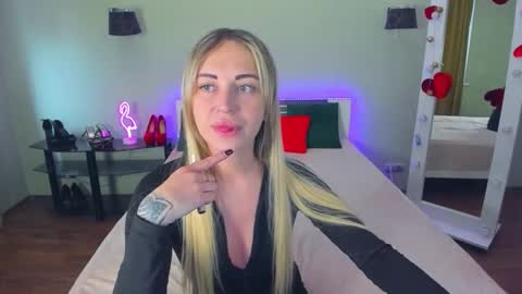 Alina online show from March 2026 09:20:01 AM