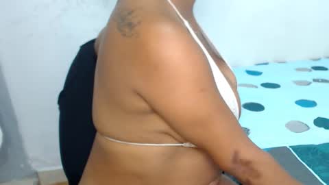 Ashley online show from September 2025 07:27:01 PM