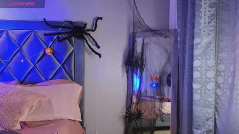 CAMILA online show from October 2025 09:44:01 PM