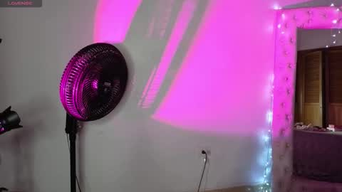 CAMILA online show from October 2025 08:47:01 PM