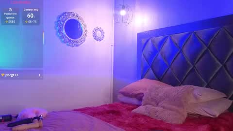 CAMILA online show from November 2025 09:03:01 PM