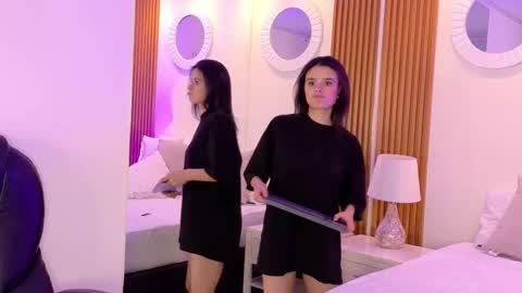 Ashley  online show from October 2025 04:34:01 AM