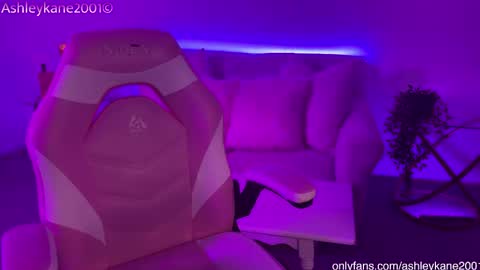 Ashley online show from March 2025 03:40:01 AM