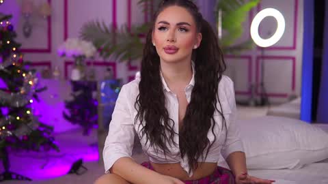 Ashley online show from December 2024 10:07:02 PM