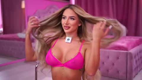 Ashley online show from November 2025 11:21:02 AM