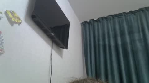 Ashley online show from November 2025 11:10:02 AM