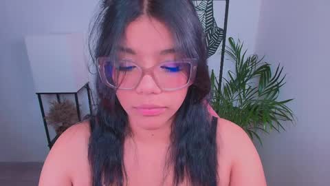 Ashleyy18   online show from April 2026 12:41:01 AM